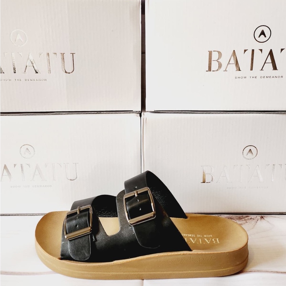 $$$ Wholesale 12 pairs Batatu Sandals for women non slip buckles Brand